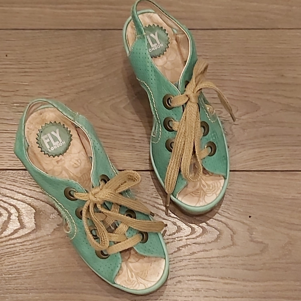 Fly London Yuta sandals